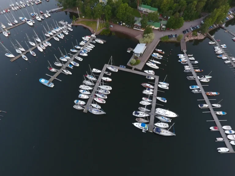 Marina Cafe Laituri 04 Xjvl
