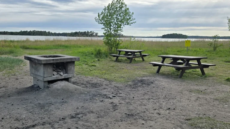 Kallahdenniemen Uimaranta 02 Gaal