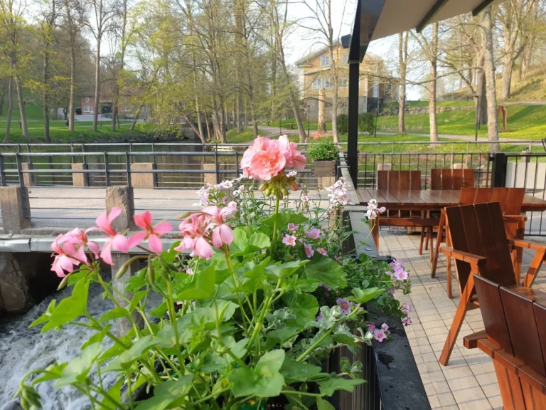 Ravintola Kuparipaja Joki 03 Wqhw