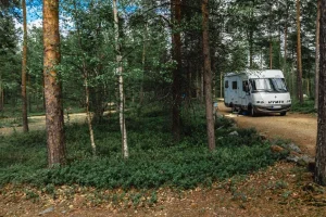 Ukonjarven-lomakyla-Caravan.jpg